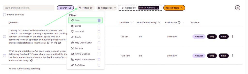 Featured.com platform interface for submitting expert answers
